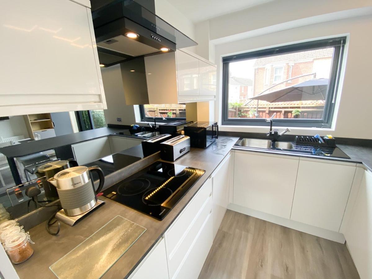 Harbourside House - Great Location - Parking - 2 En-Suites - Sleeps 5 Plus 1 Poole Extérieur photo